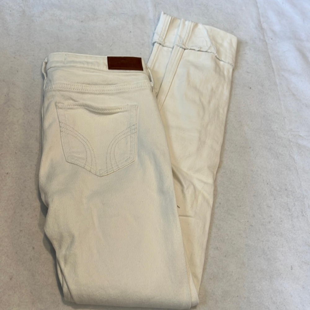Hollister Low Rise Super Skinny White Ripped Jeans w24 L30